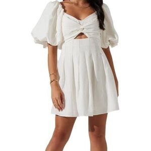 ASTR the label whit puffed sleeve women’s mini dress